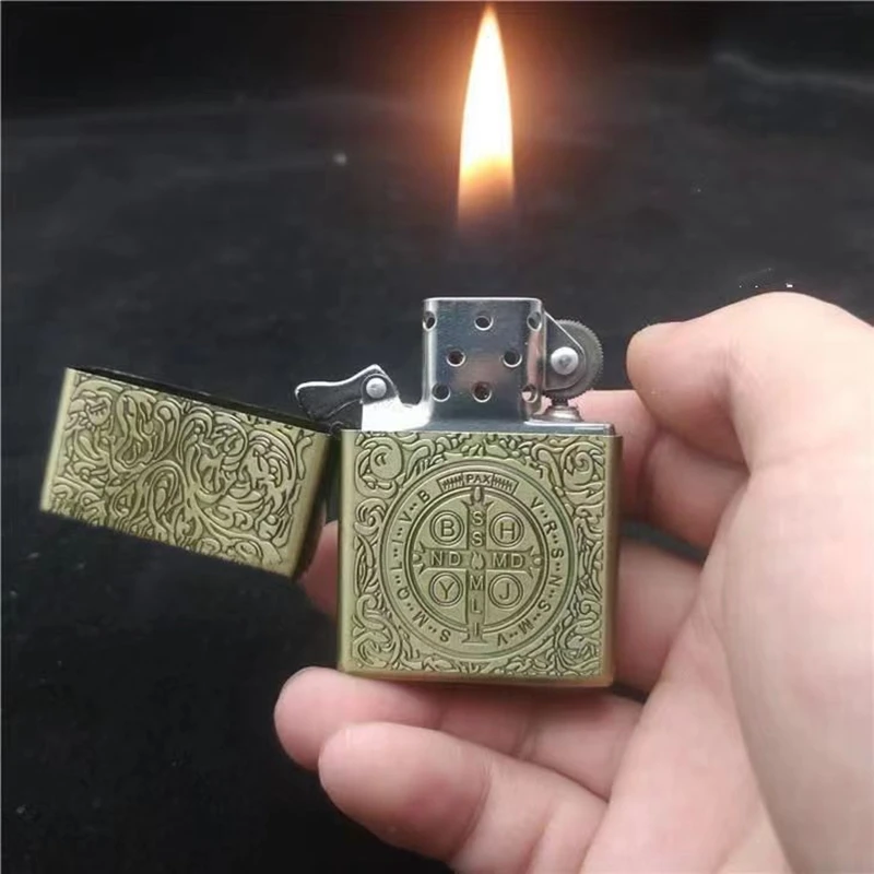 Lighter Insert Zippo - ZORRO 特大灯油ライター金属人格コンスタンティンクリエイティブ重鎧ギフトボックス