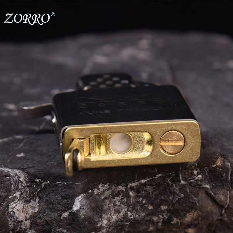 ZORRO チタンライナー、第二世代の密閉ムーブメント、従来 - Lighter Insert Zippo のレビューと価格
